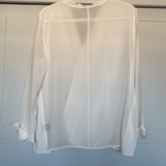 AS by DF 100% silk cross over blouse. - Picture 3 of 5